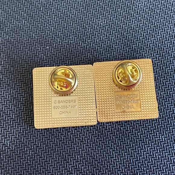 Sahib Shrine Circus Mom and Dad Pin 2006 Collectors Pins with Backs Great Cond - Picture 6 of 7